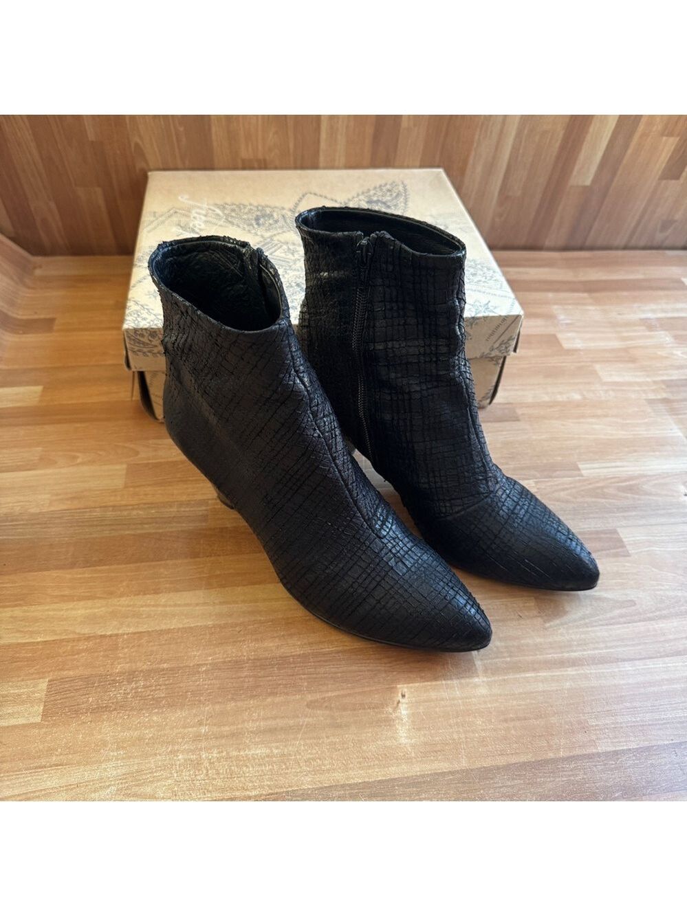 Free People Maribel bootie,black textured croco leather, kitten heel size 38